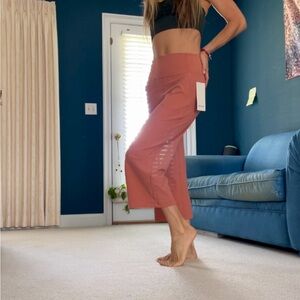 Align Wide Leg Crop in Rustic Coral BRAND NEW✨